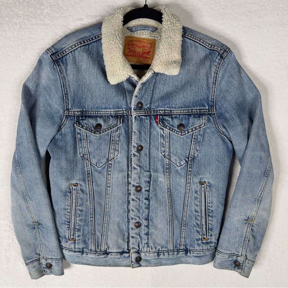 Levi's Sherpa Lined Trucker Jacket Men's Small‎ Medium Wash PC9-16365-0044